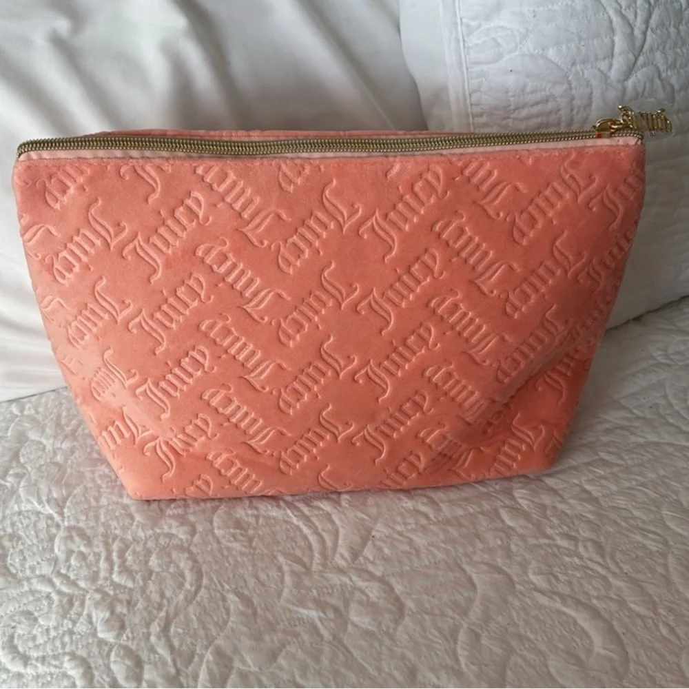 Juicy Couture toiletry bag. NWT